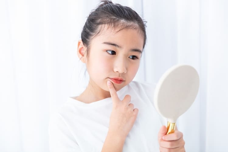 中学受験写真でメイクはあり!?小学生メイクを写真館ヘアメイクが解説1